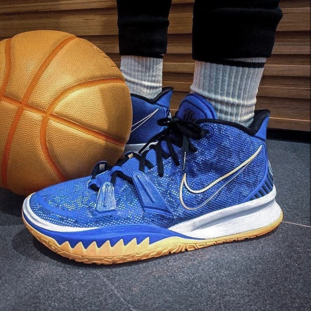 Nike Big Kids Kyrie 7 Basketball Shoes “Sisterhood” Ct4080 400